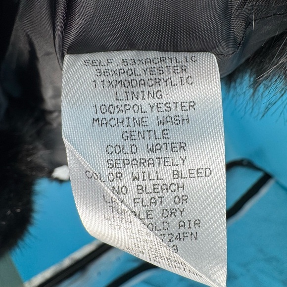 Fashion Nova Franchesca Fur Il Jacket Sz. L -Black - Picture 11 of 12